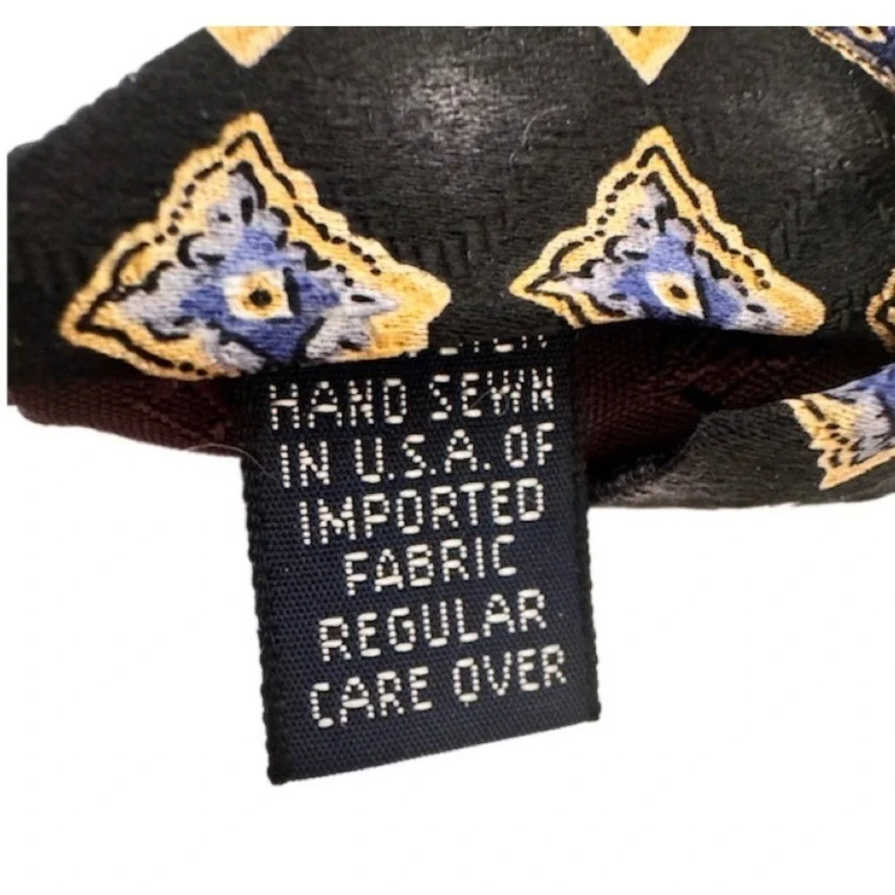VTG Roundtree & Yorke Necktie Men Black Blue Gold Geometric Silk Handmade in USA